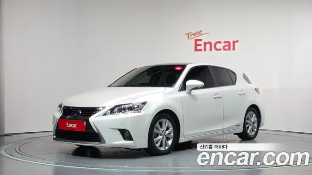 LEXUS CT200H — из Кореи под ключ