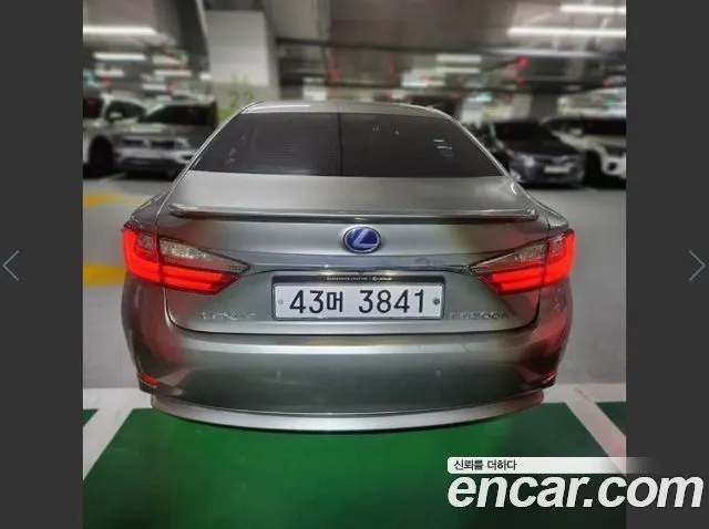 LEXUS ES300H 2018 — 163 783 км, серебристо-серый, Корея — под ключ — фото 2
