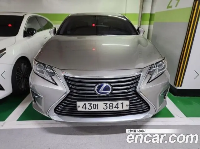 LEXUS ES300H 2018 — 163 783 км, серебристо-серый, Корея — под ключ — фото 12