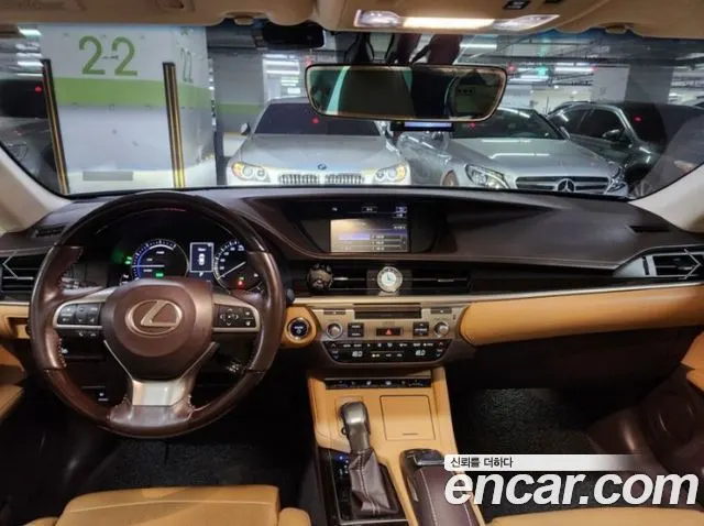 LEXUS ES300H 2018 — 163 783 км, серебристо-серый, Корея — под ключ — фото 4