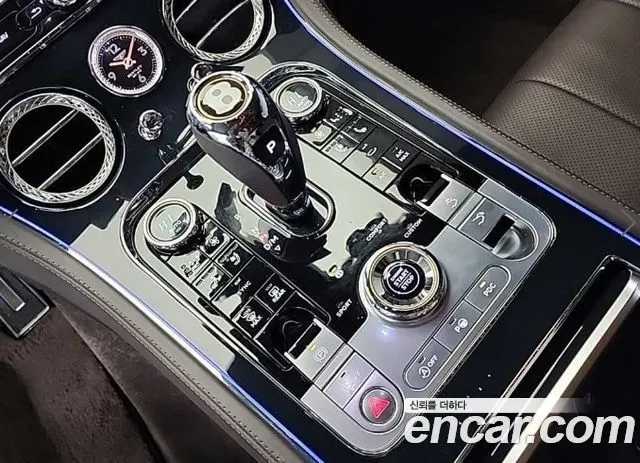 BENTLEY CONTINENTAL 2019 — 59 656 км, тёмно-зелёный, Корея — под ключ — фото 6