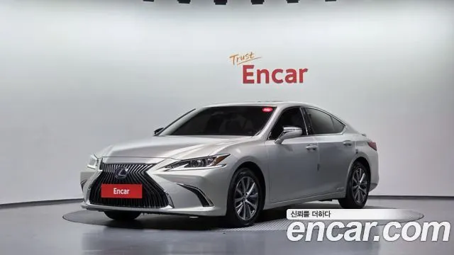 LEXUS ES300H — из Кореи под ключ