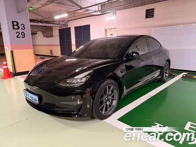 TESLA MODEL 3 2020 — 114 000 км, чёрный, Корея — под ключ — фото 1