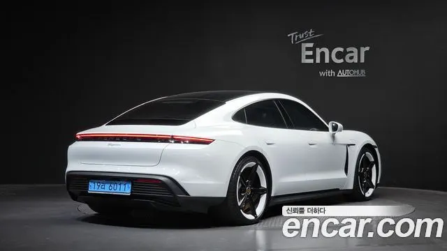 PORSCHE TAYCAN — из Кореи под ключ