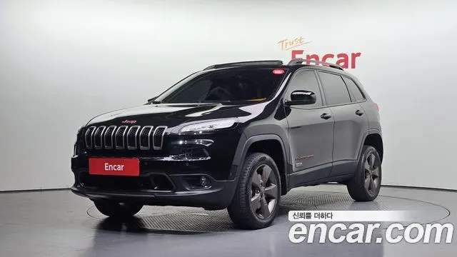 JEEP CHEROKEE 2016 — 99 469 км, чёрный, Корея — под ключ — фото 1