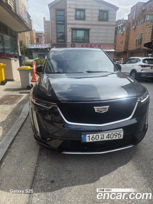 CADILLAC XT6 2021
