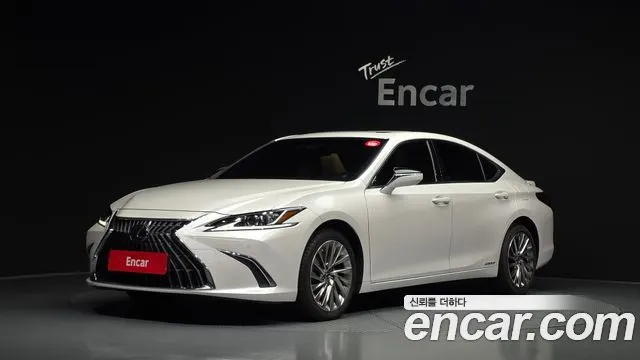 LEXUS ES300H — из Кореи под ключ