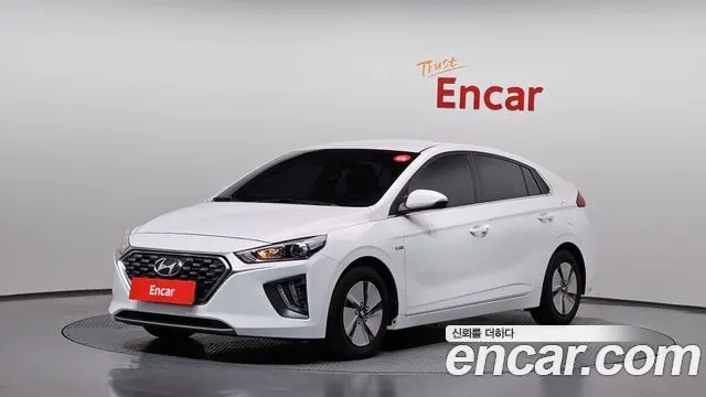 HYUNDAI IONIQ HYBRID 2020