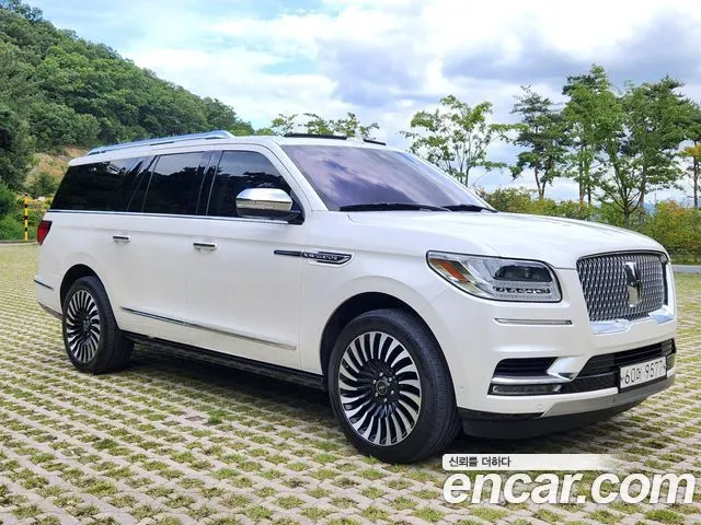 LINCOLN NAVIGATOR — из Кореи под ключ
