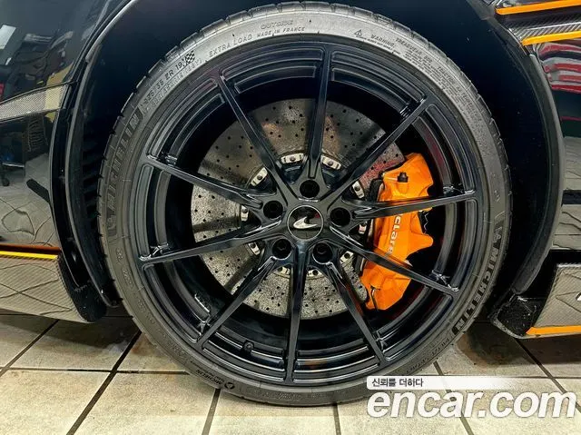 MCLAREN 600LT 2019 — 12 732 км, серебристо-серый, Корея — под ключ — фото 5