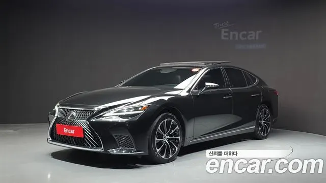LEXUS LS500 2022