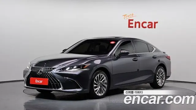 LEXUS ES300H — из Кореи под ключ
