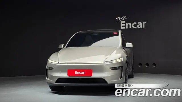 TESLA MODEL Y 2026 — 138 км, светло-золотистый, Корея — под ключ — фото 3
