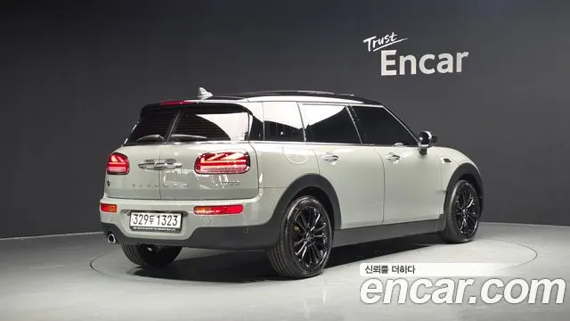 MINI COOPER CLUBMAN 2021