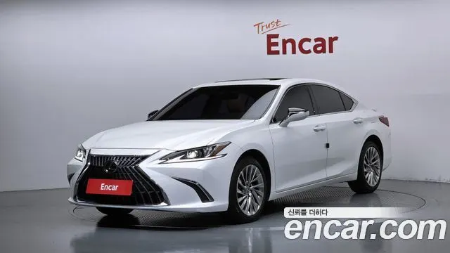 LEXUS ES300H — из Кореи под ключ