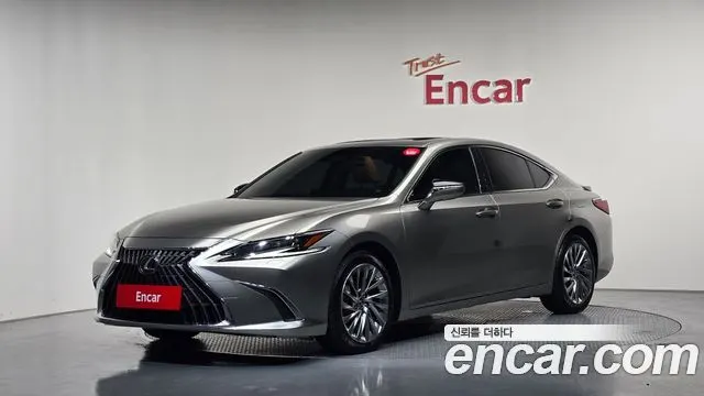 LEXUS ES300H — из Кореи под ключ