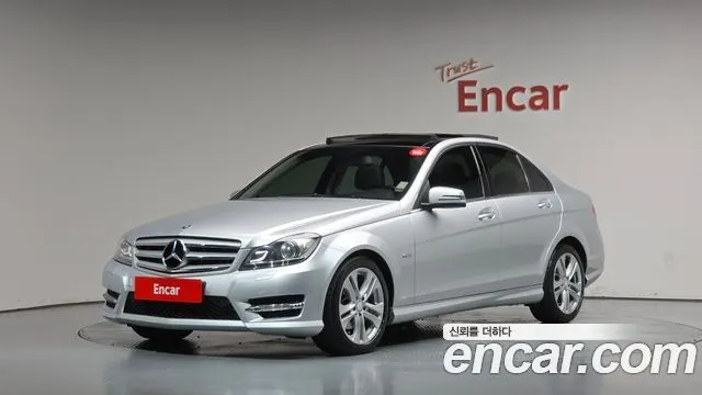 MERCEDES-BENZ C-CLASS W204 2012