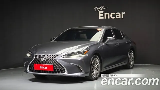 LEXUS ES300H — из Кореи под ключ
