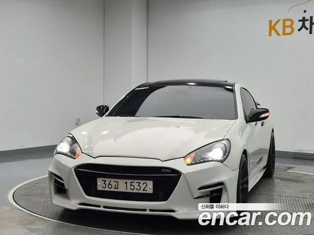 HYUNDAI GENESIS COUPE 2011
