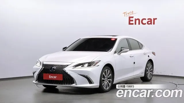 LEXUS ES300H — из Кореи под ключ
