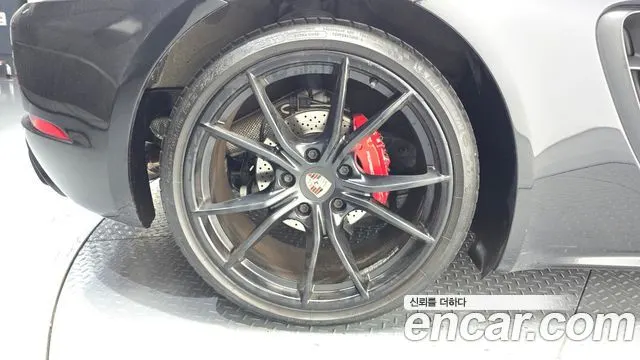 PORSCHE 718 BOXSTER 2019 — 79 634 км, чёрный, Корея — под ключ — фото 5