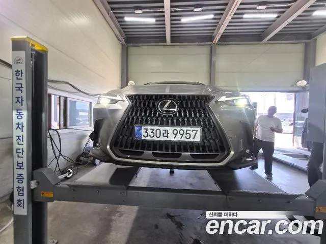 LEXUS NX350H 2024 — 41 909 км, серебристо-серый, Корея — под ключ — фото 5