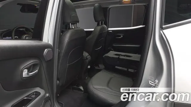 JEEP RENEGADE 2021 — 11 814 км, серебристо-серый, Корея — под ключ — фото 11