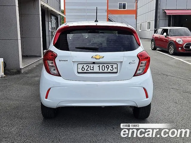 CHEVROLET SPARK 2017 — 161 237 км, белый, Корея — под ключ — фото 4