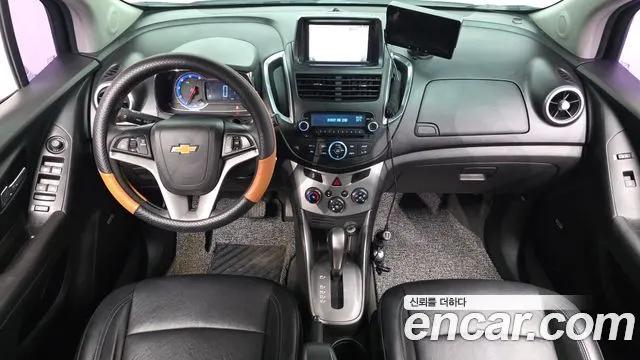 CHEVROLET TRAX 2016 — 153 224 км, белый, Корея — под ключ — фото 7