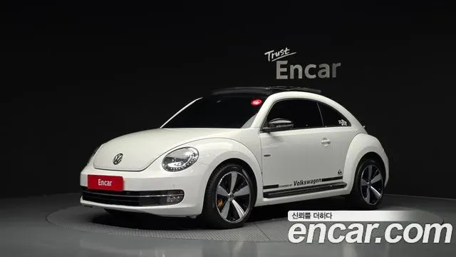 VOLKSWAGEN BEETLE 2015