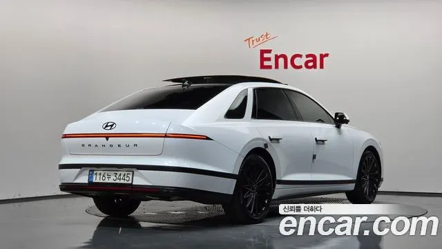 HYUNDAI GRANDEUR HYBRID — из Кореи под ключ