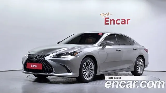 LEXUS ES300H — из Кореи под ключ