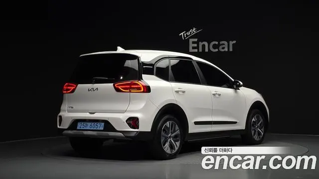 KIA NIRO PLUS 2024