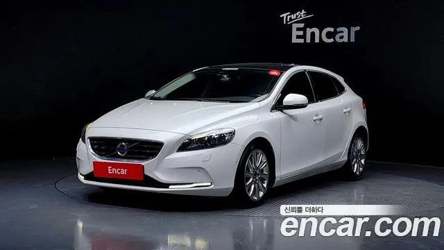 VOLVO V40 — из Кореи под ключ