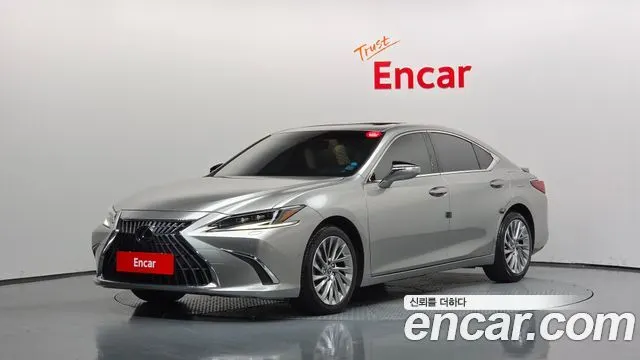 LEXUS ES300H — из Кореи под ключ