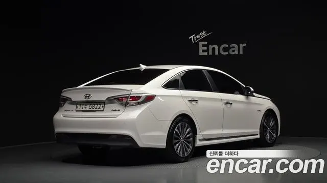 HYUNDAI SONATA HYBRID — из Кореи под ключ