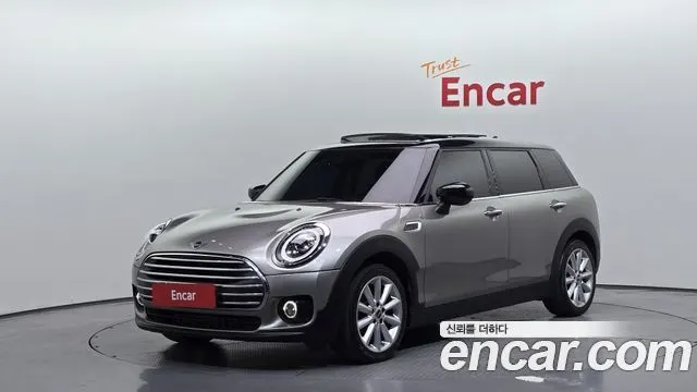 MINI COOPER CLUBMAN 2020 — 59 572 км, серебристо-серый, Корея — под ключ — фото 1