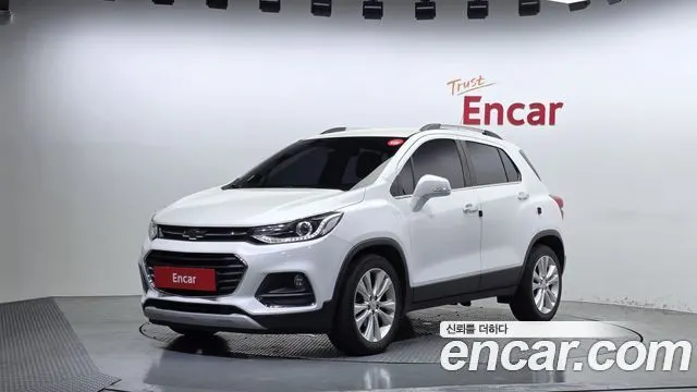 CHEVROLET TRAX 2017 — 141 856 км, белый, Корея — под ключ — фото 1