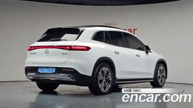 MERCEDES-BENZ EQS SUV X296 2025