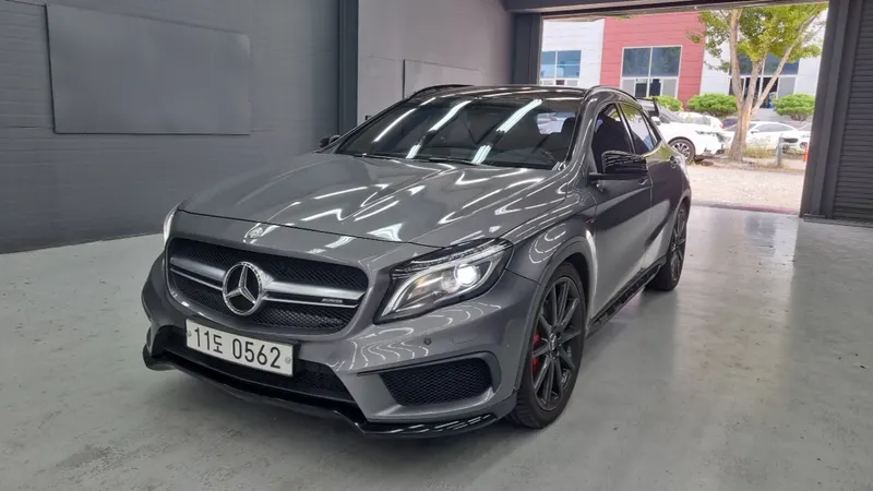 MERCEDES-BENZ GLA-CLASS X156 2015