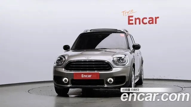 MINI COOPER COUNTRYMAN 2020 — 103 088 км, серебристо-серый, Корея — под ключ — фото 3