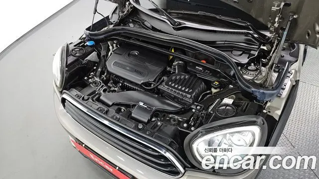 MINI COOPER COUNTRYMAN 2020 — 103 088 км, серебристо-серый, Корея — под ключ — фото 6