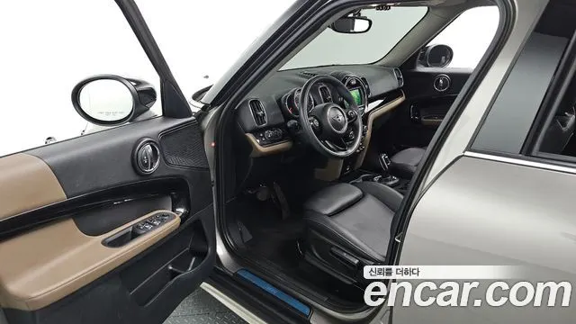 MINI COOPER COUNTRYMAN 2020 — 103 088 км, серебристо-серый, Корея — под ключ — фото 10