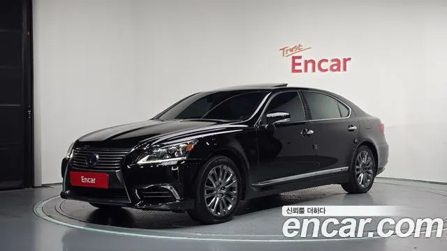 LEXUS LS600HL — из Кореи под ключ