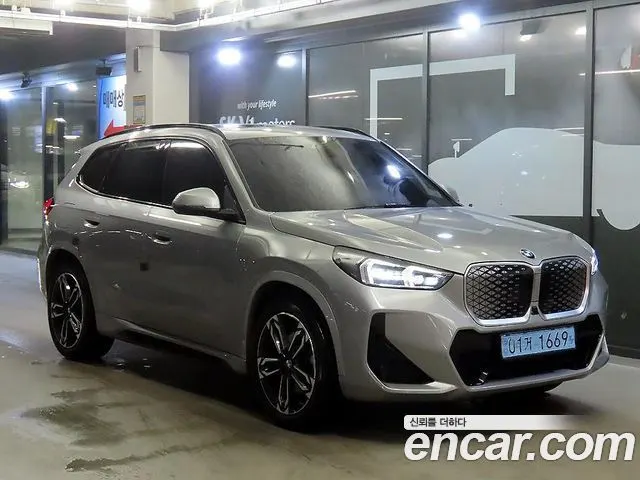 BMW IX1 2026