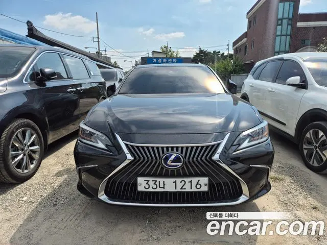 LEXUS ES300H — из Кореи под ключ