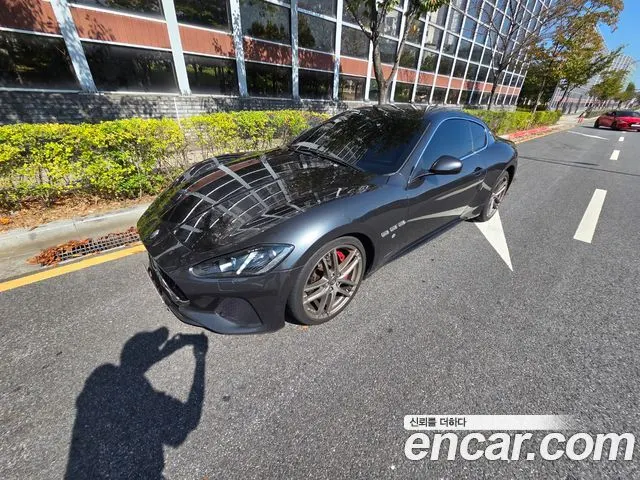 MASERATI GRANTURISMO 2018