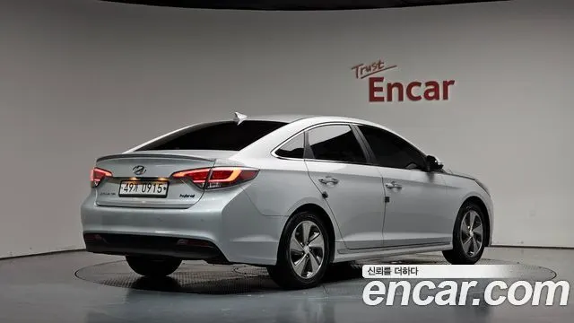 HYUNDAI SONATA HYBRID — из Кореи под ключ