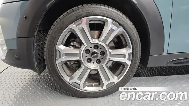 MINI COOPER S COUNTRYMAN 2024 — 48 831 км, светло-серебристый, Корея — под ключ — фото 5