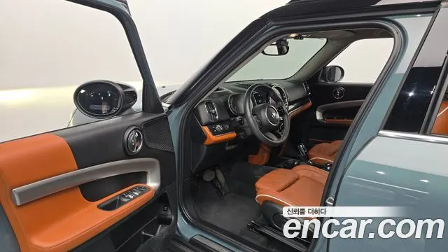 MINI COOPER S COUNTRYMAN 2024 — 48 831 км, светло-серебристый, Корея — под ключ — фото 10
